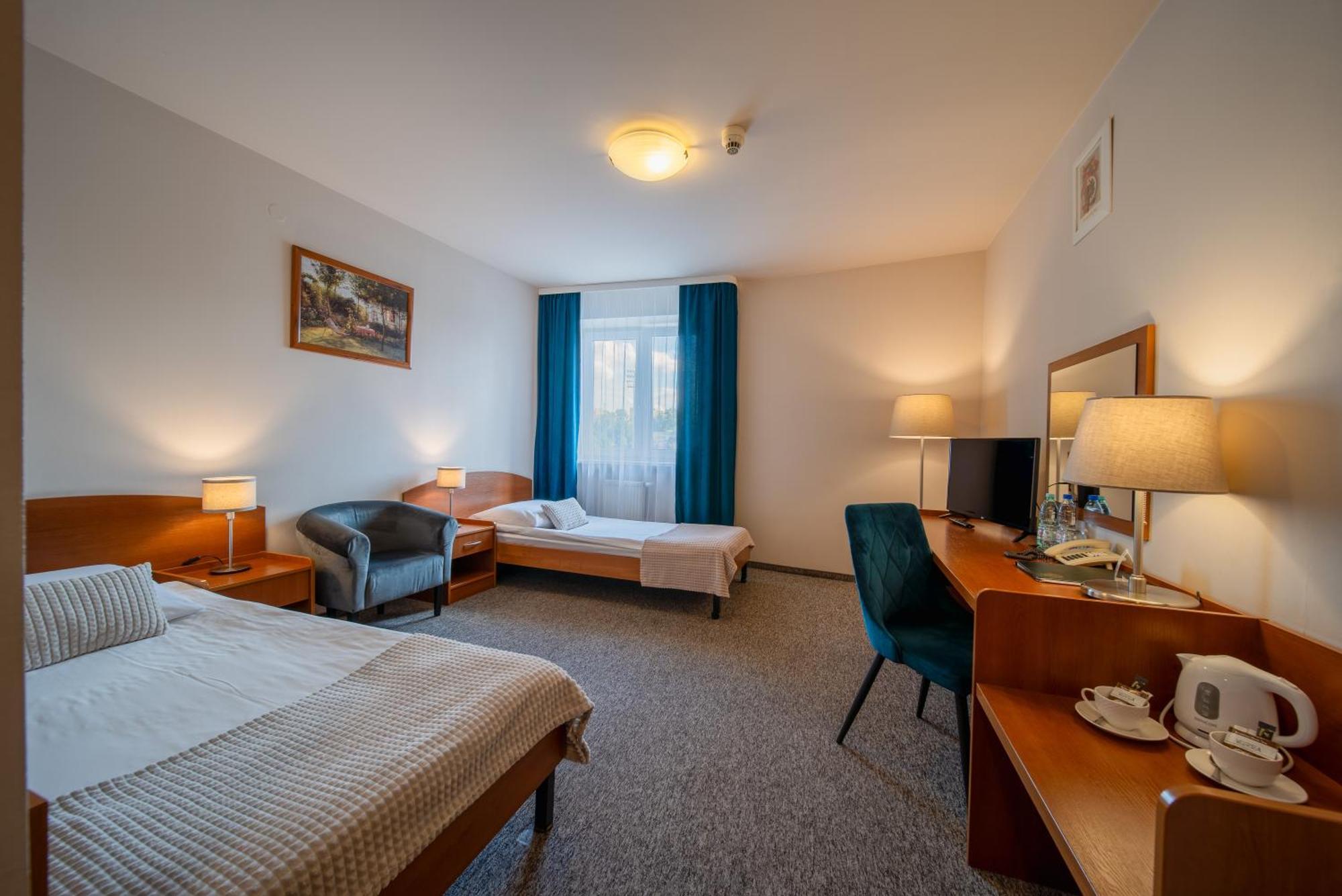 Hotel Gromada Radom Centrum Buitenkant foto